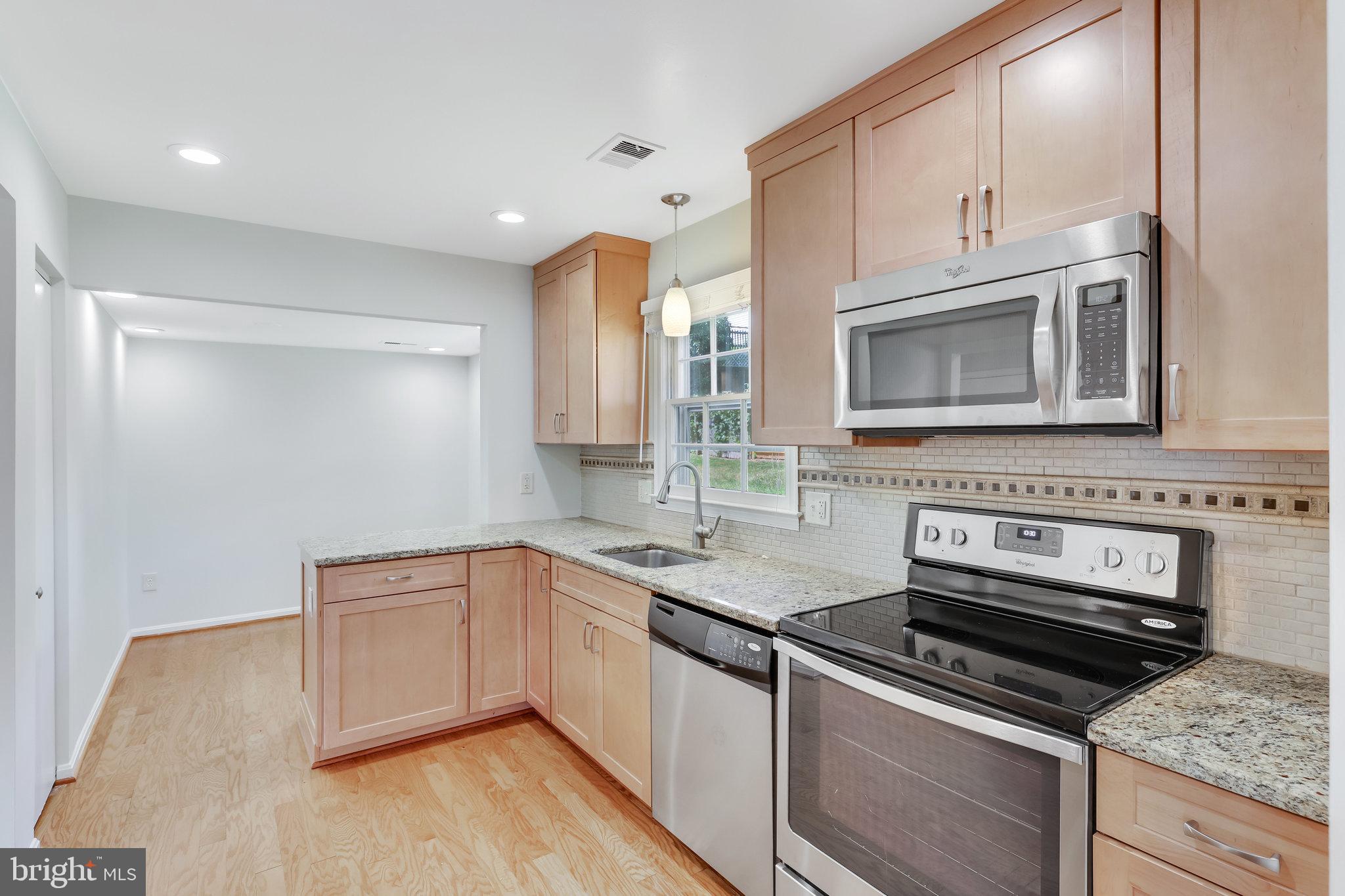 1305 Lopp Ct