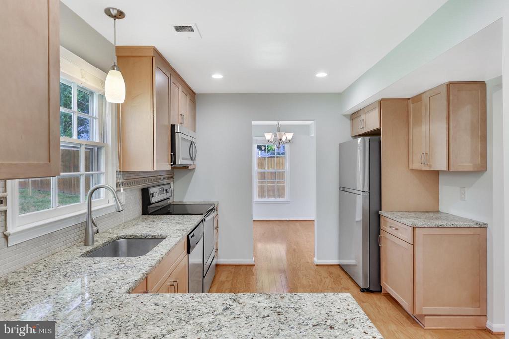 1305 Lopp Ct