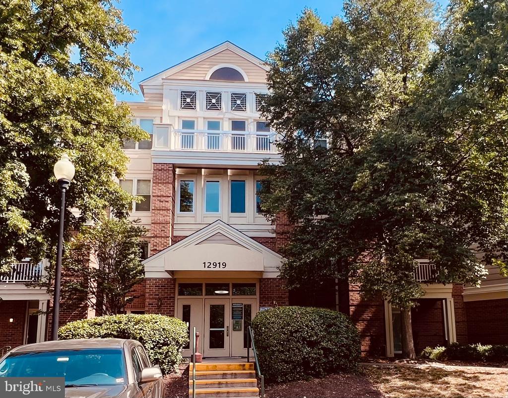 12919 ALTON SQ #112