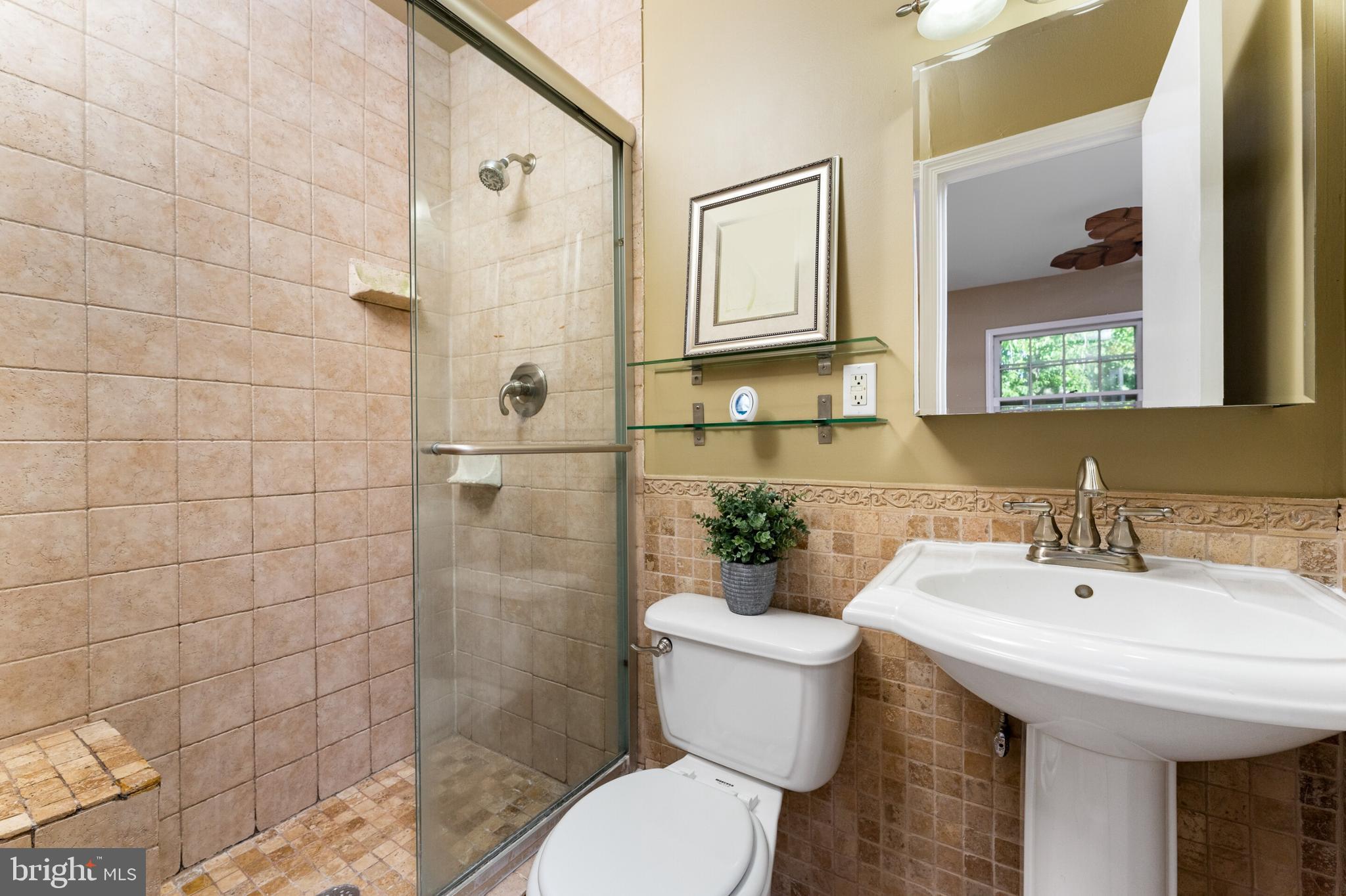 6318 Paddington Ln