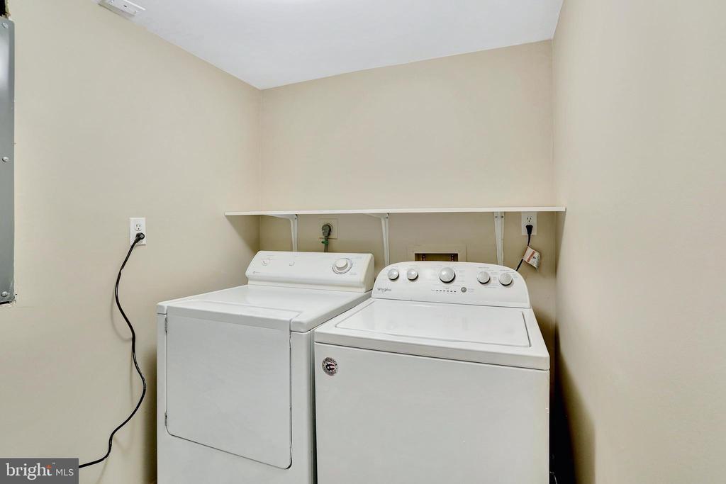 2817 Jermantown Rd #205