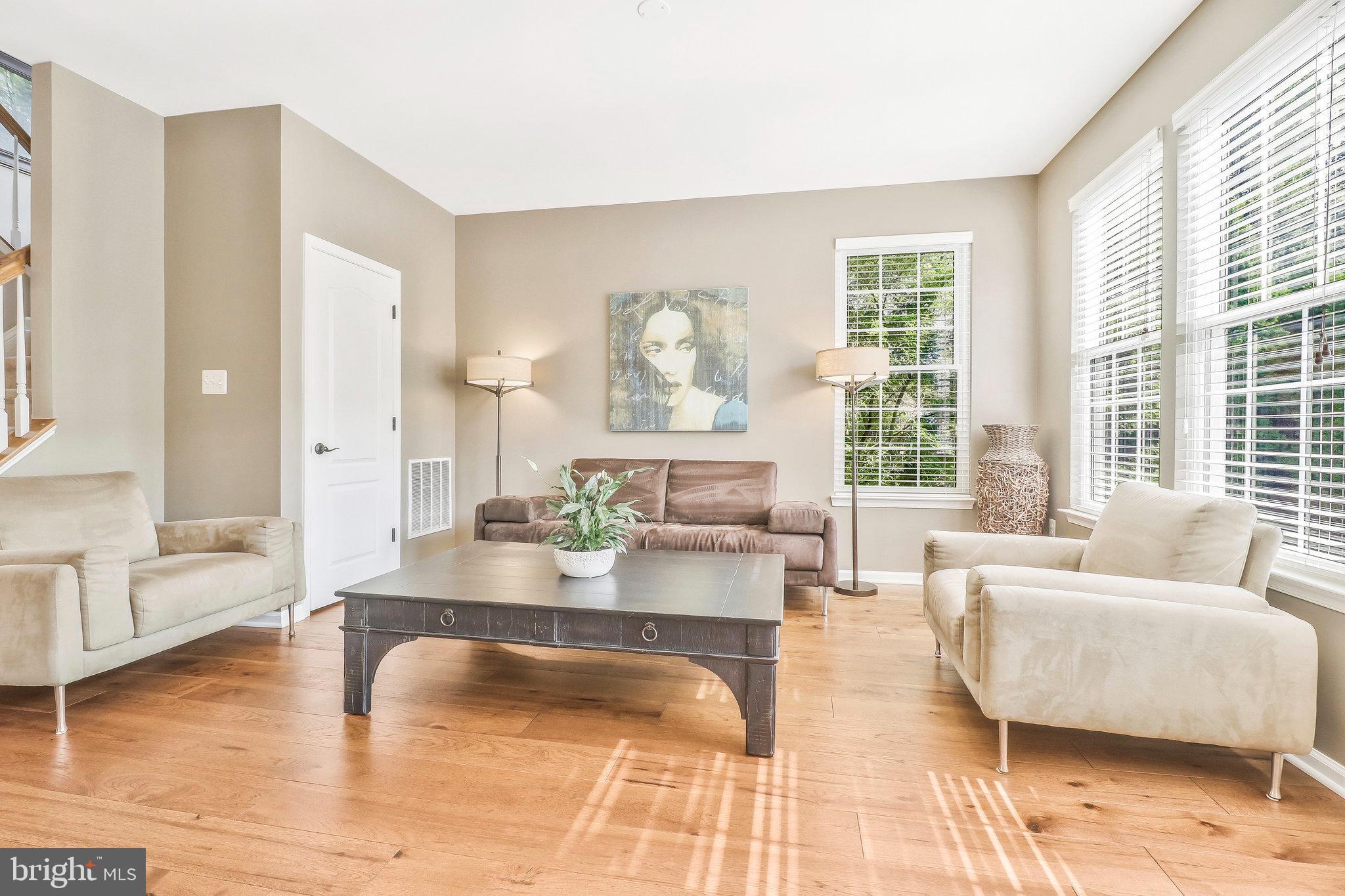 12561 Royal Wolf Pl