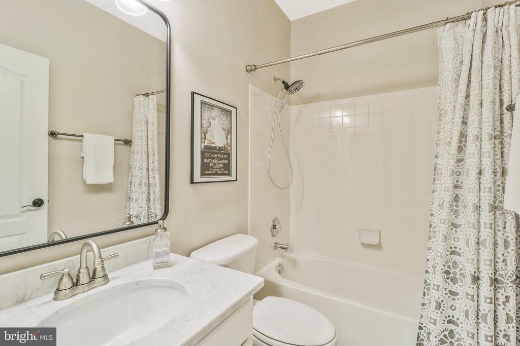 12561 Royal Wolf Pl