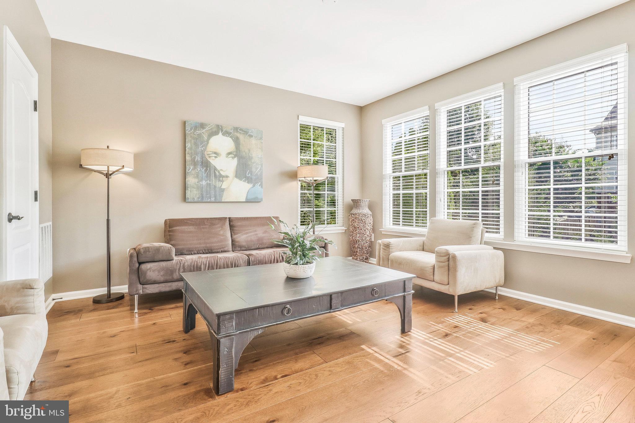 12561 Royal Wolf Pl