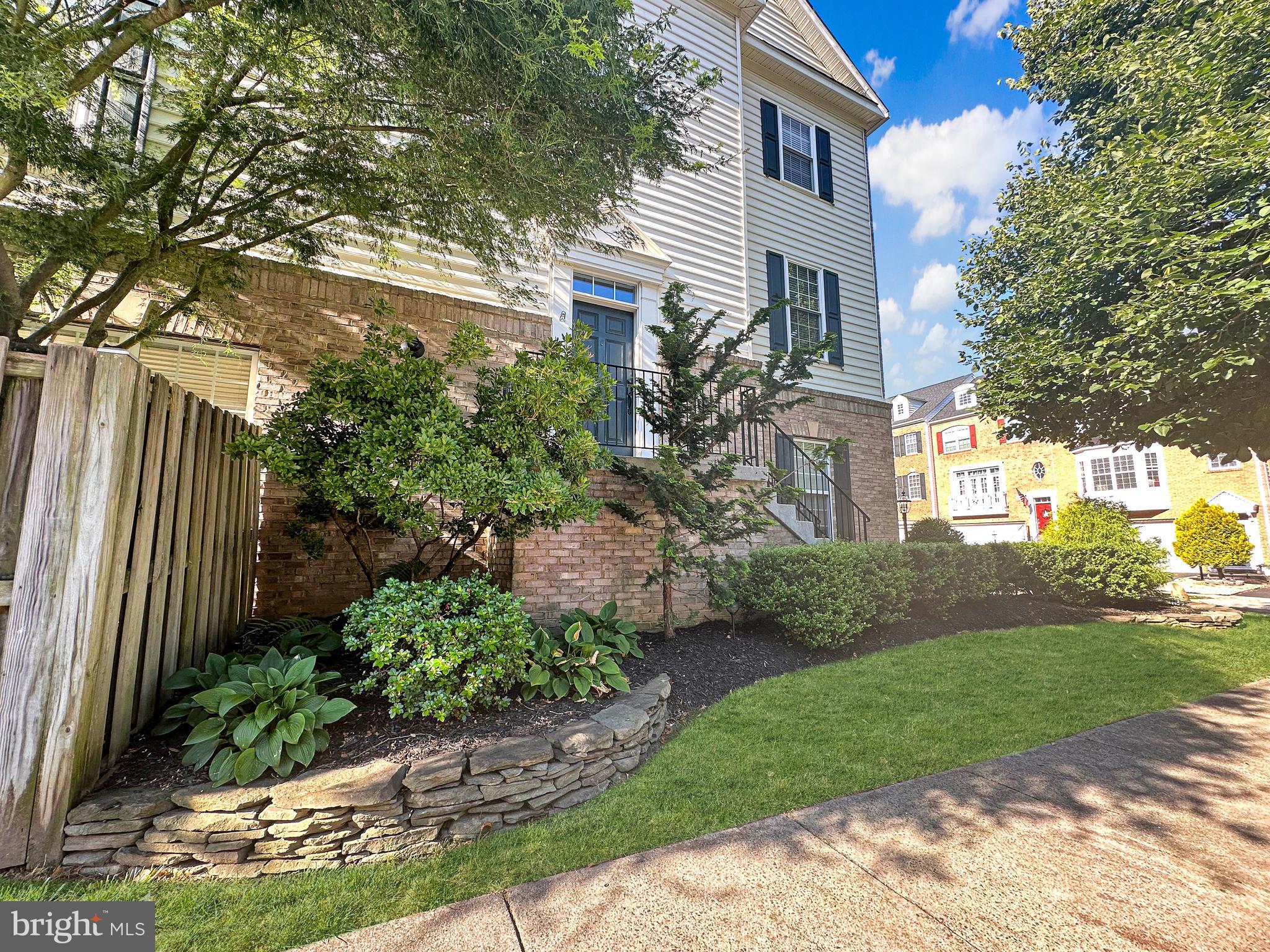 12561 Royal Wolf Pl