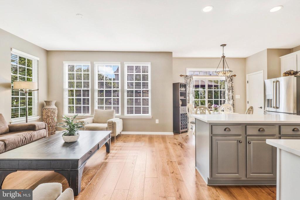 12561 Royal Wolf Pl