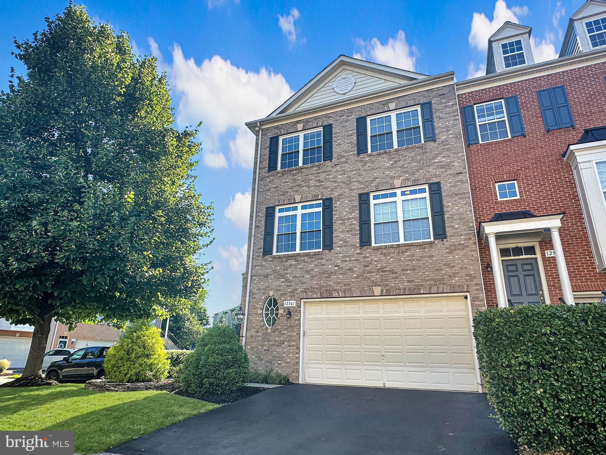 12561 Royal Wolf Pl