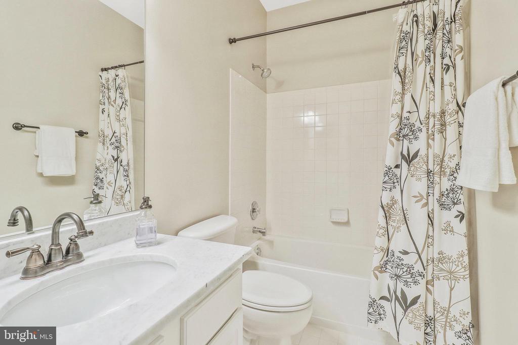 12561 Royal Wolf Pl
