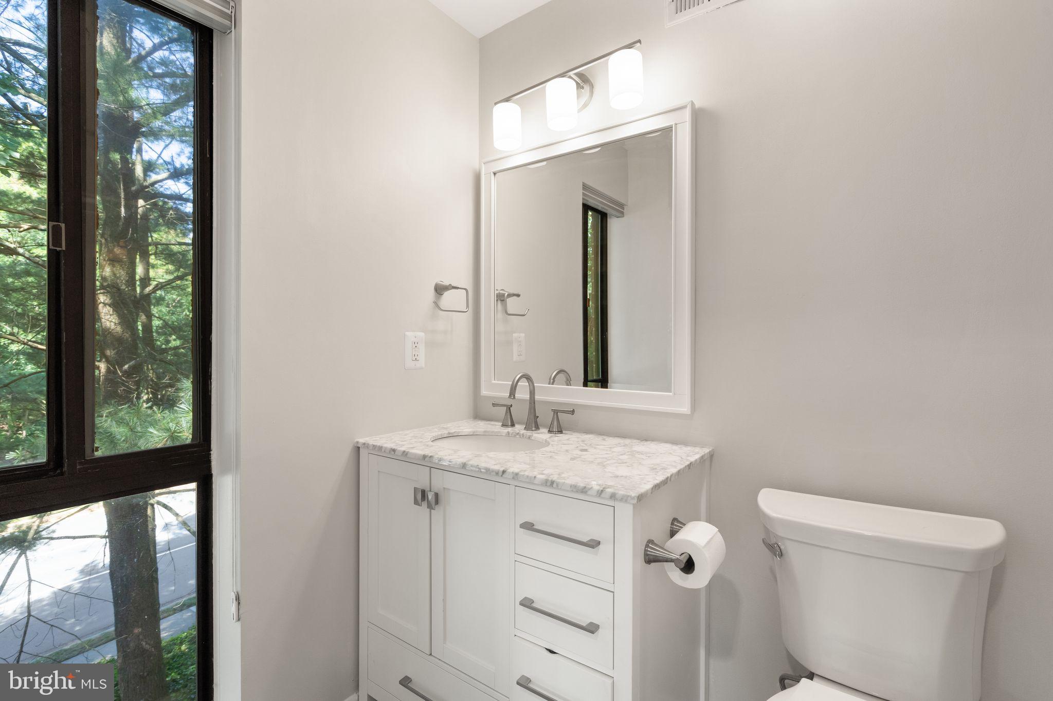 11557 Rolling Green Ct #300