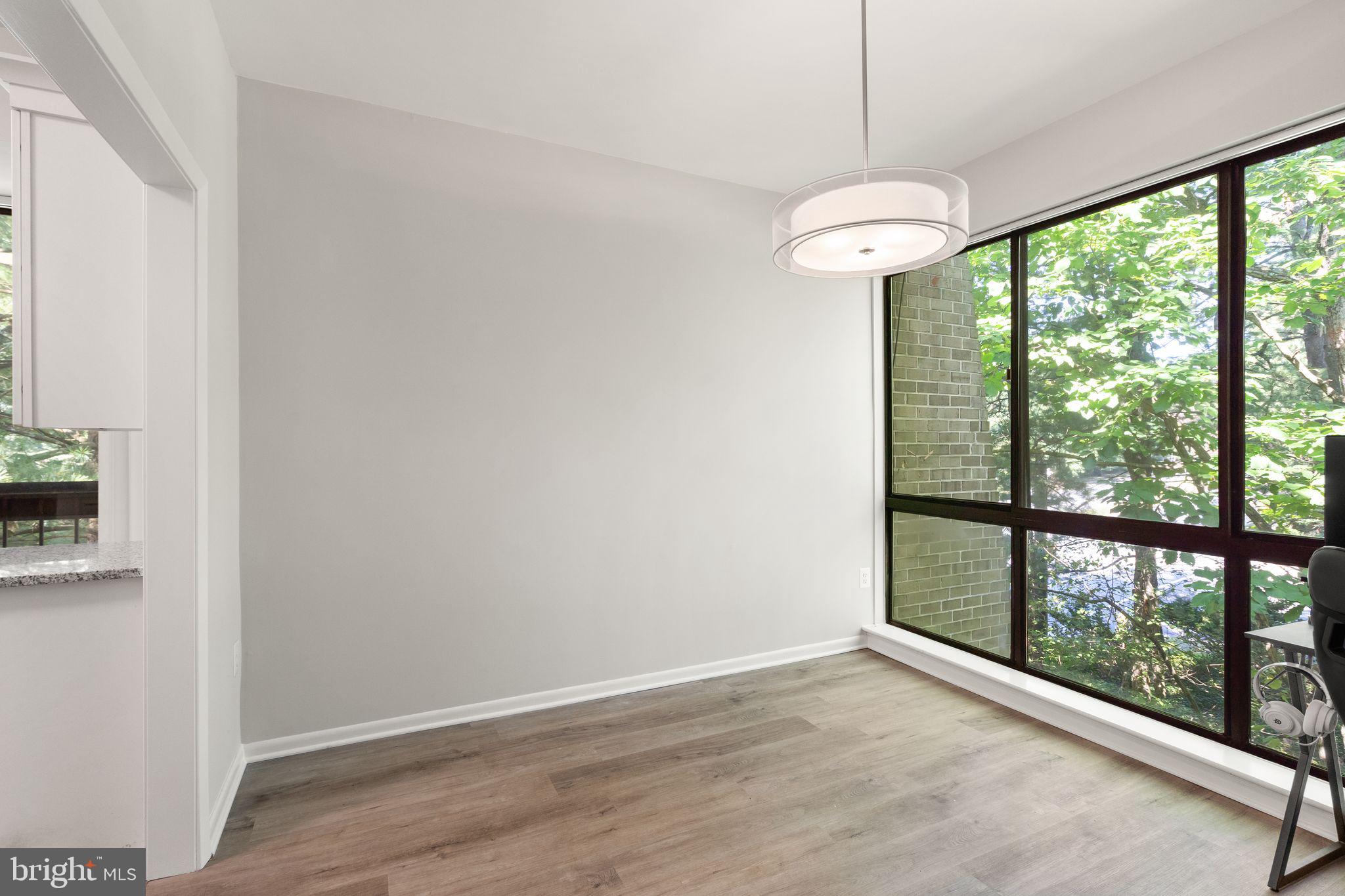 11557 Rolling Green Ct #300