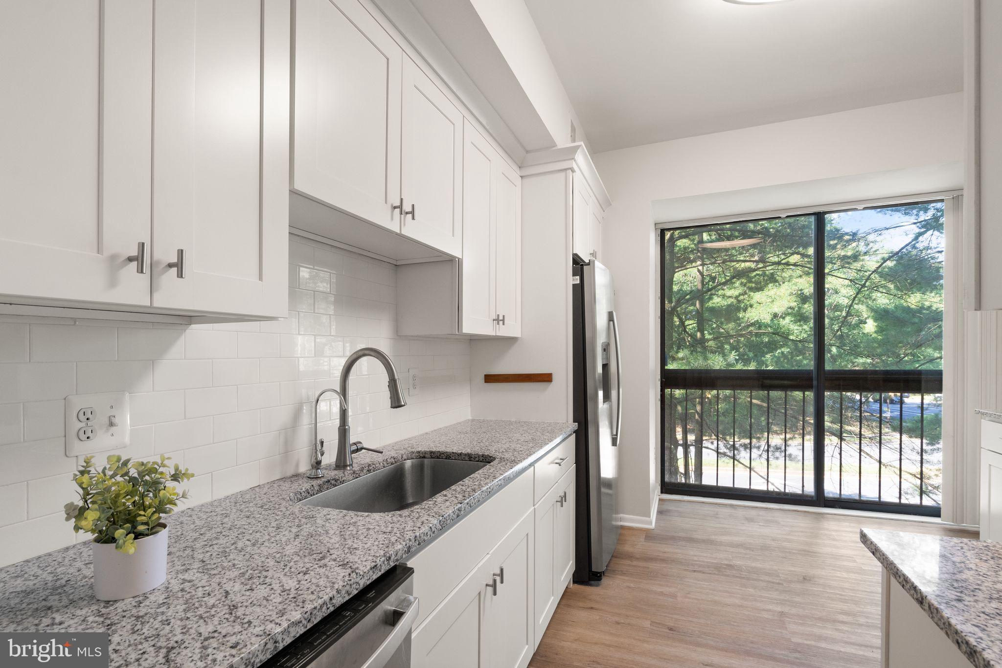 11557 Rolling Green Ct #300