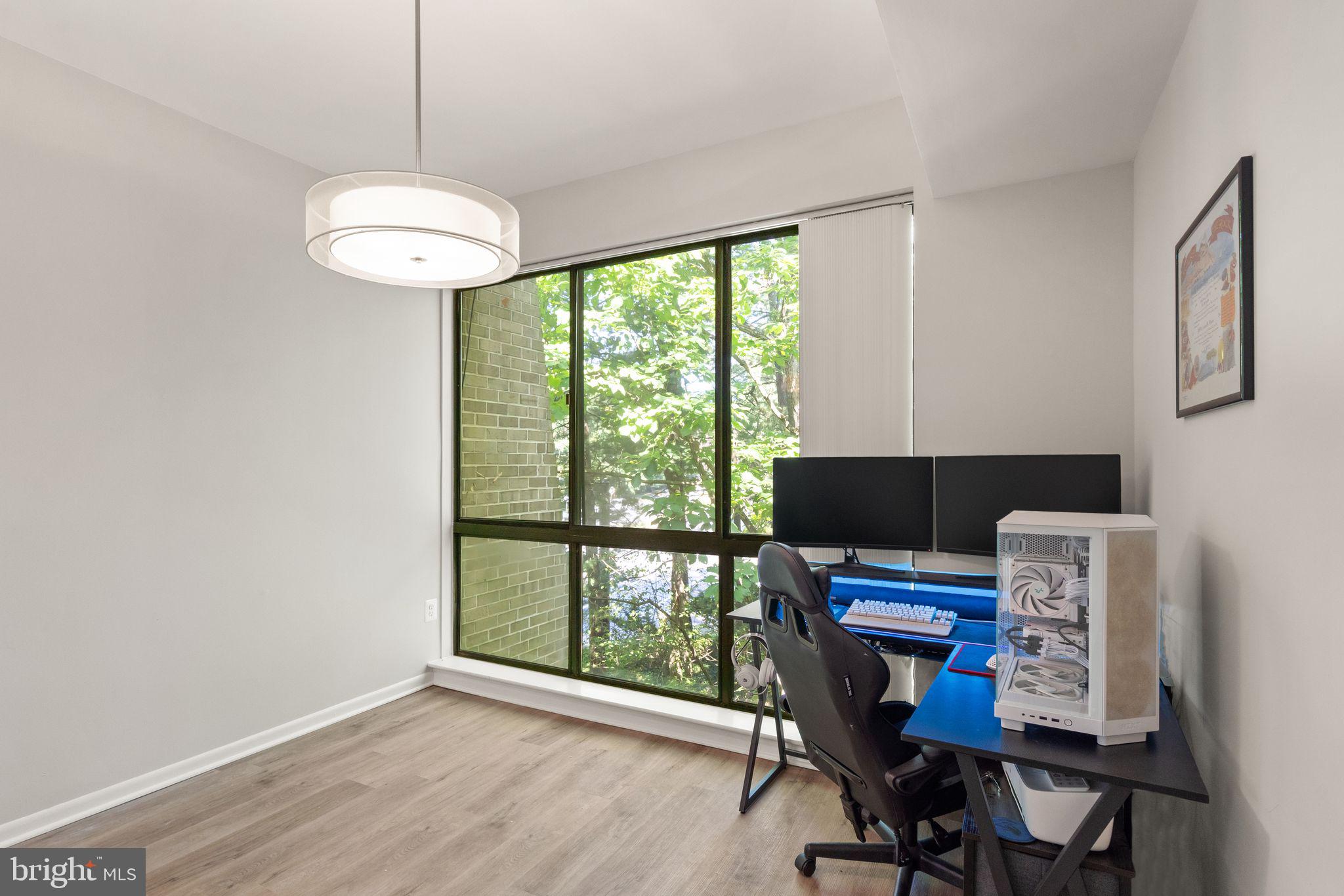 11557 Rolling Green Ct #300