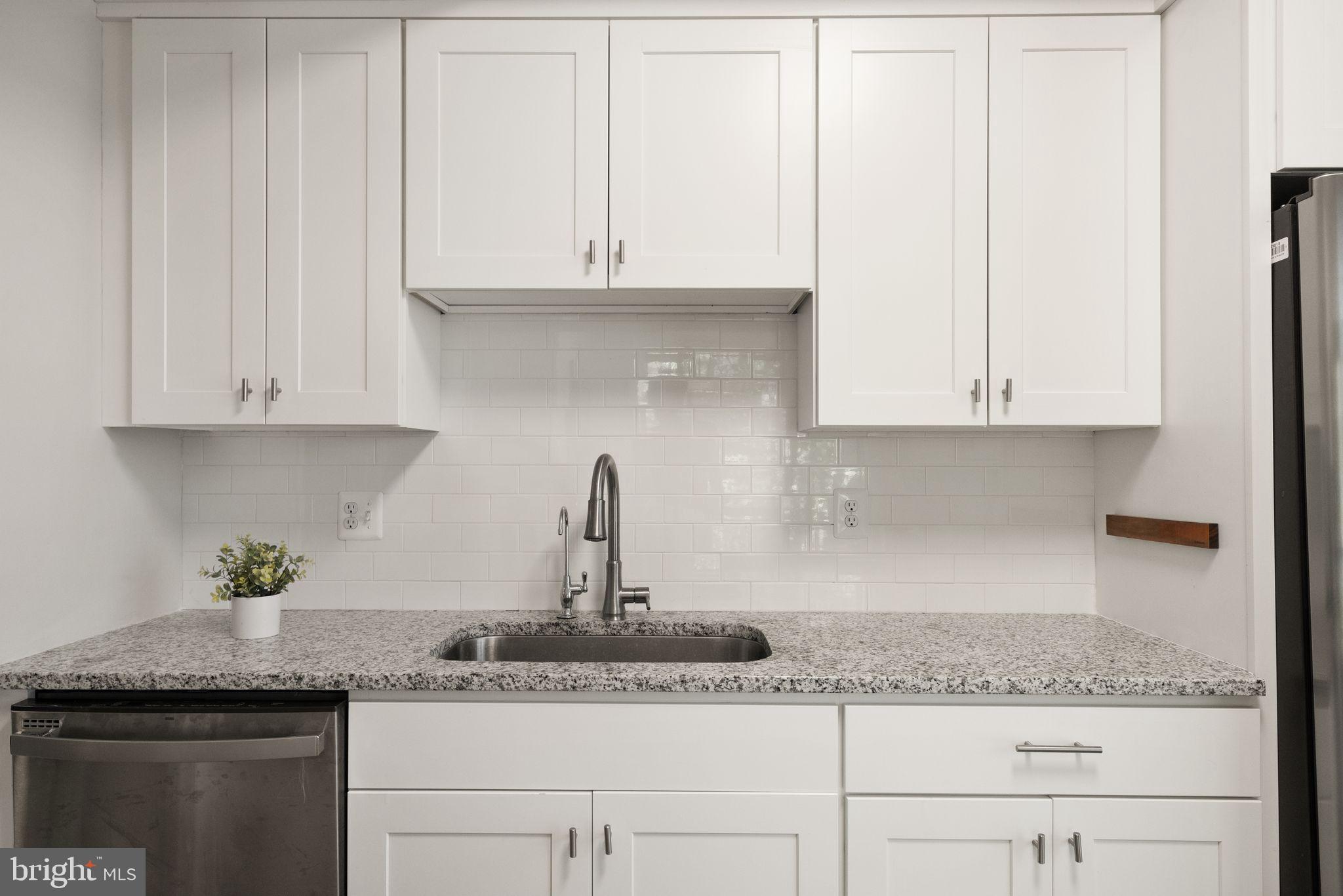 11557 Rolling Green Ct #300