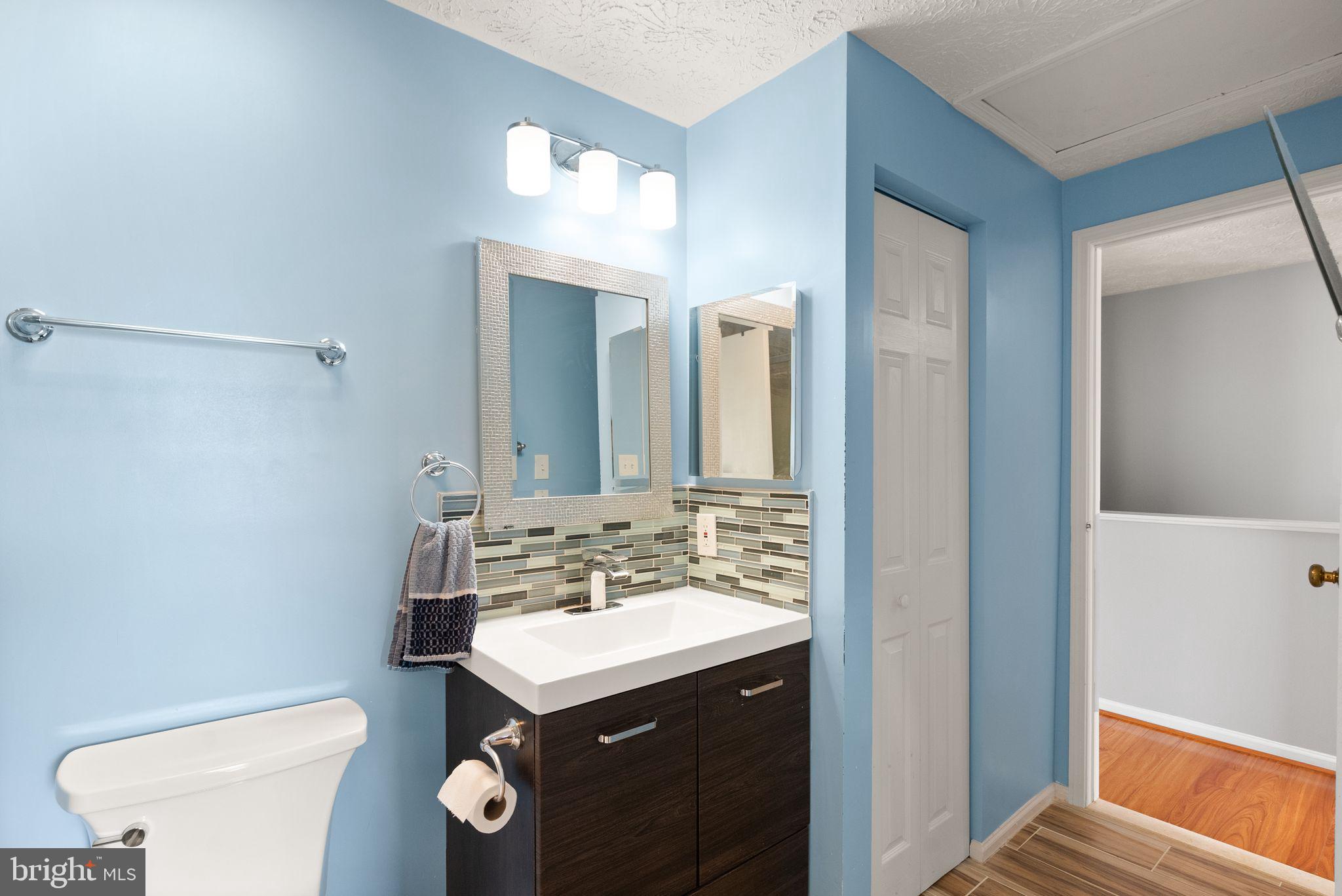 6951 Villa del Rey Ct