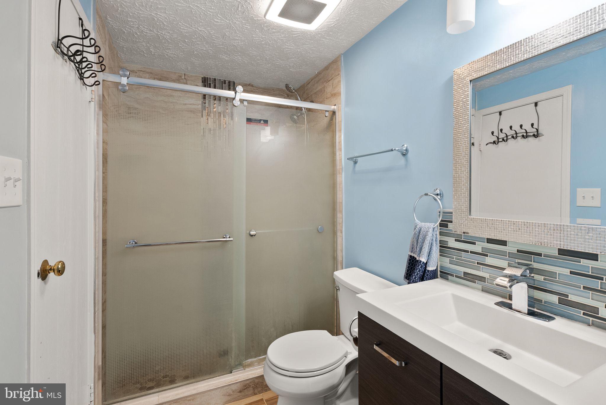6951 Villa del Rey Ct