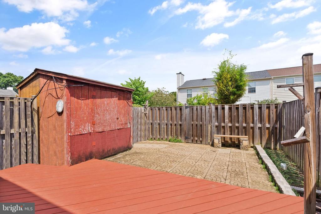 6951 Villa del Rey Ct