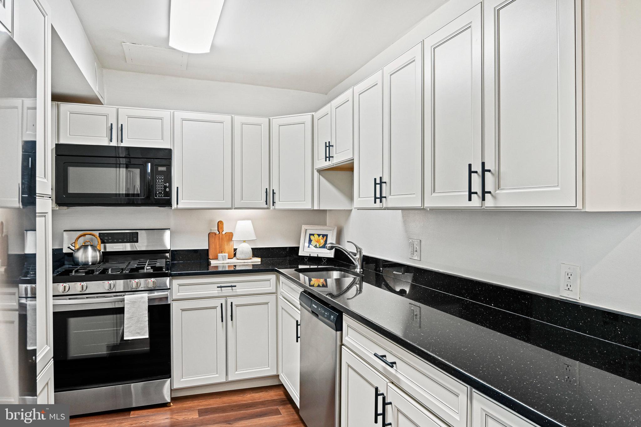 11614 Vantage Hill Rd #21c