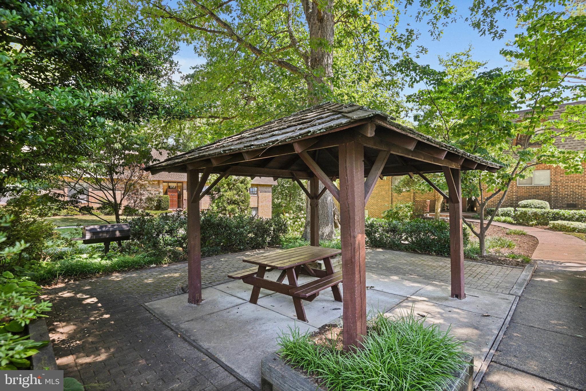 11614 Vantage Hill Rd #21c