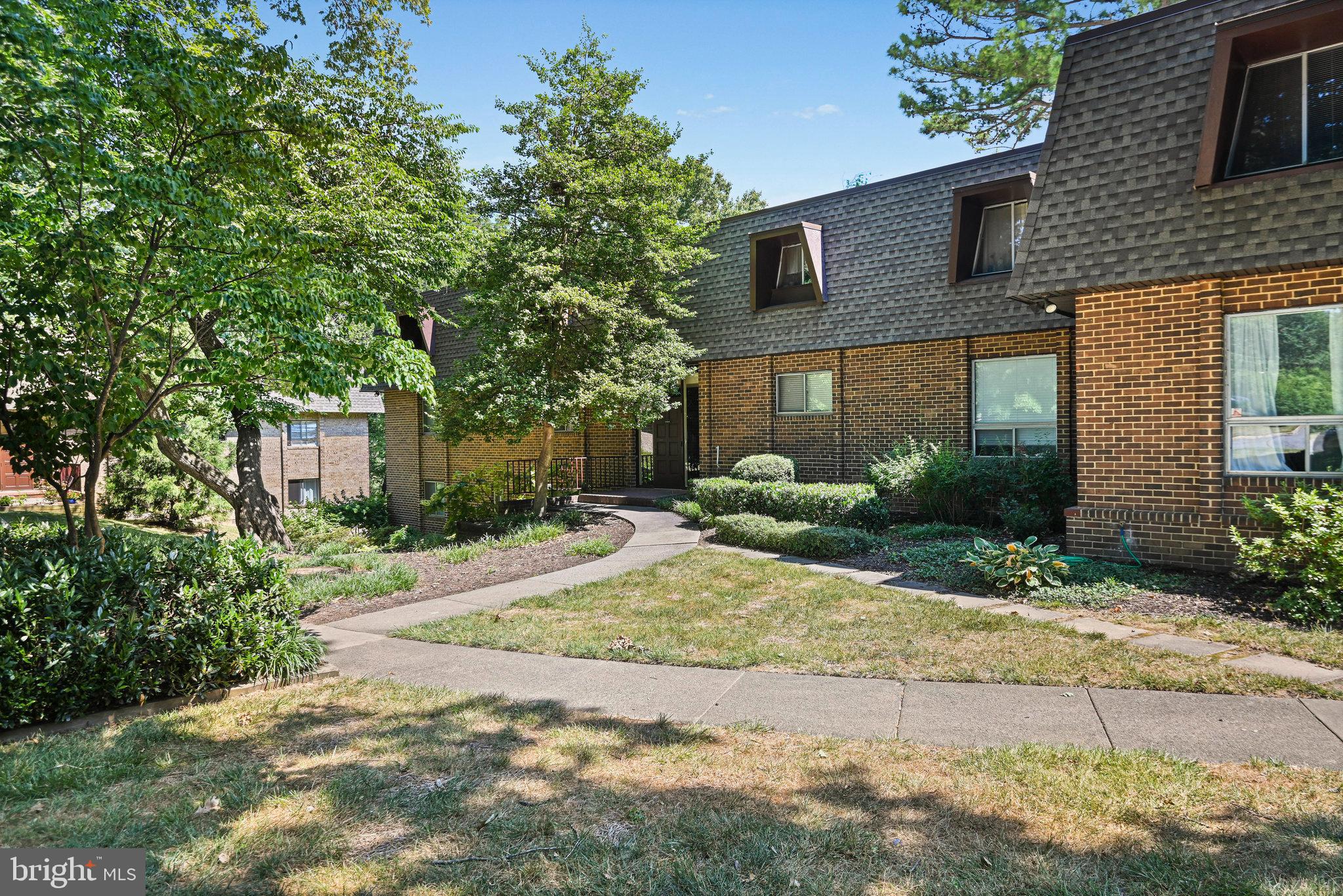 11614 Vantage Hill Rd #21c