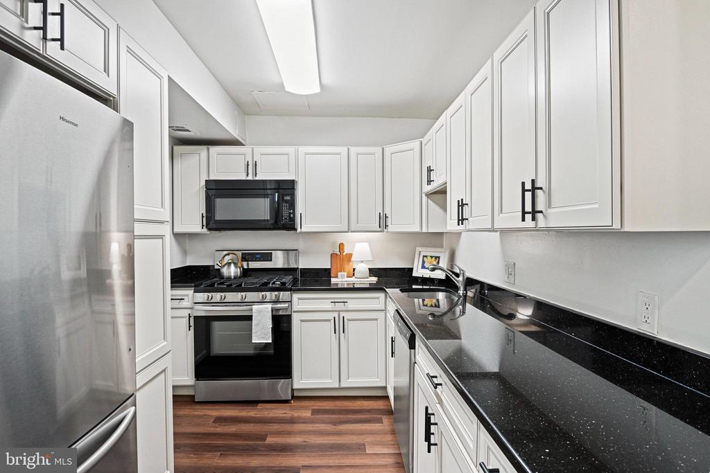 11614 Vantage Hill Rd #21c