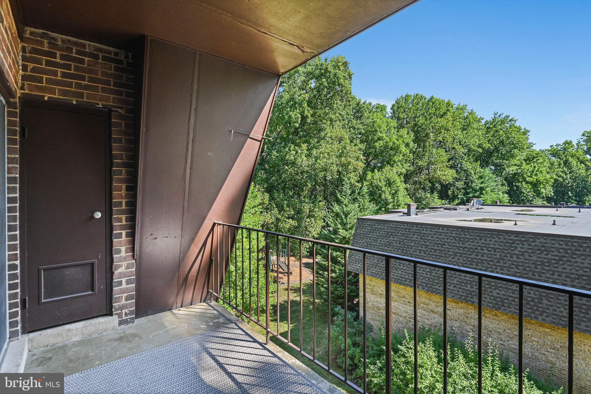 11614 Vantage Hill Rd #21c