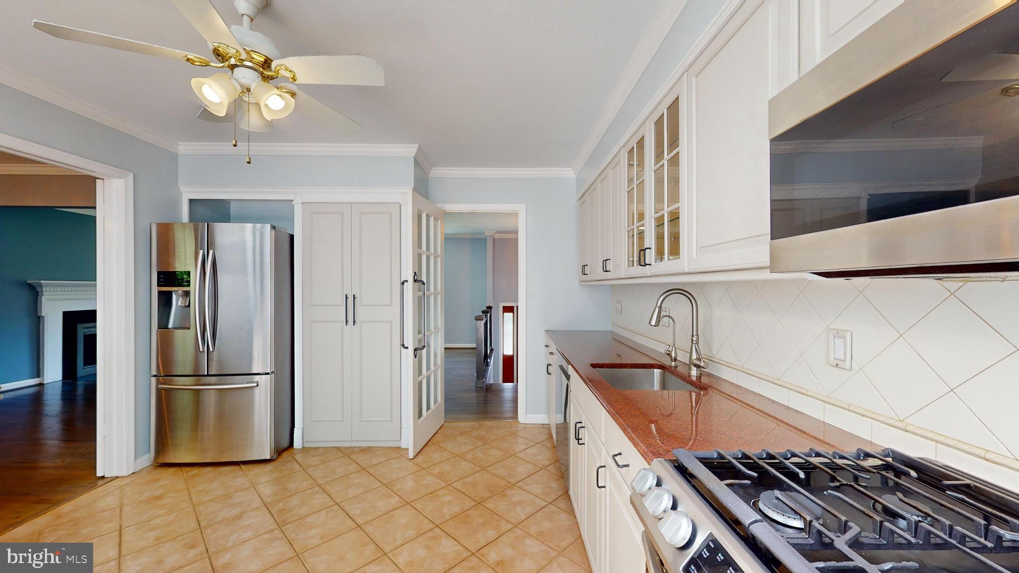 3522 King Arthur Rd