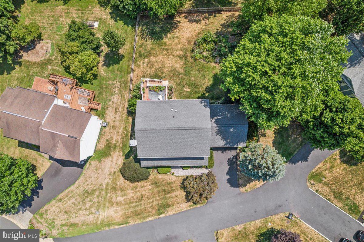 1405 Valebrook Ln