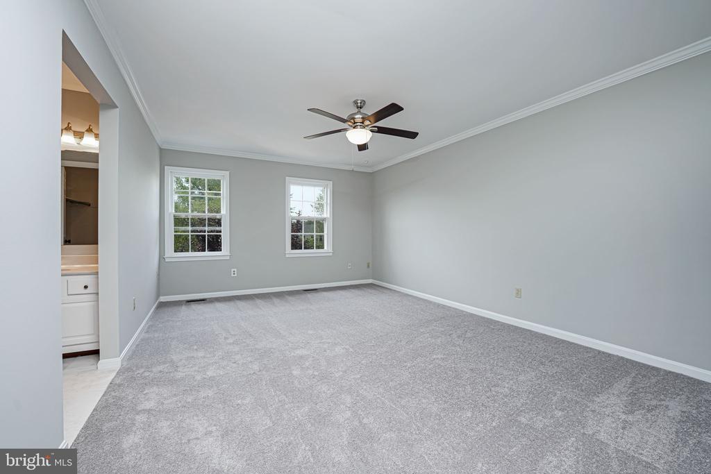 3106 Bradford Wood Ct