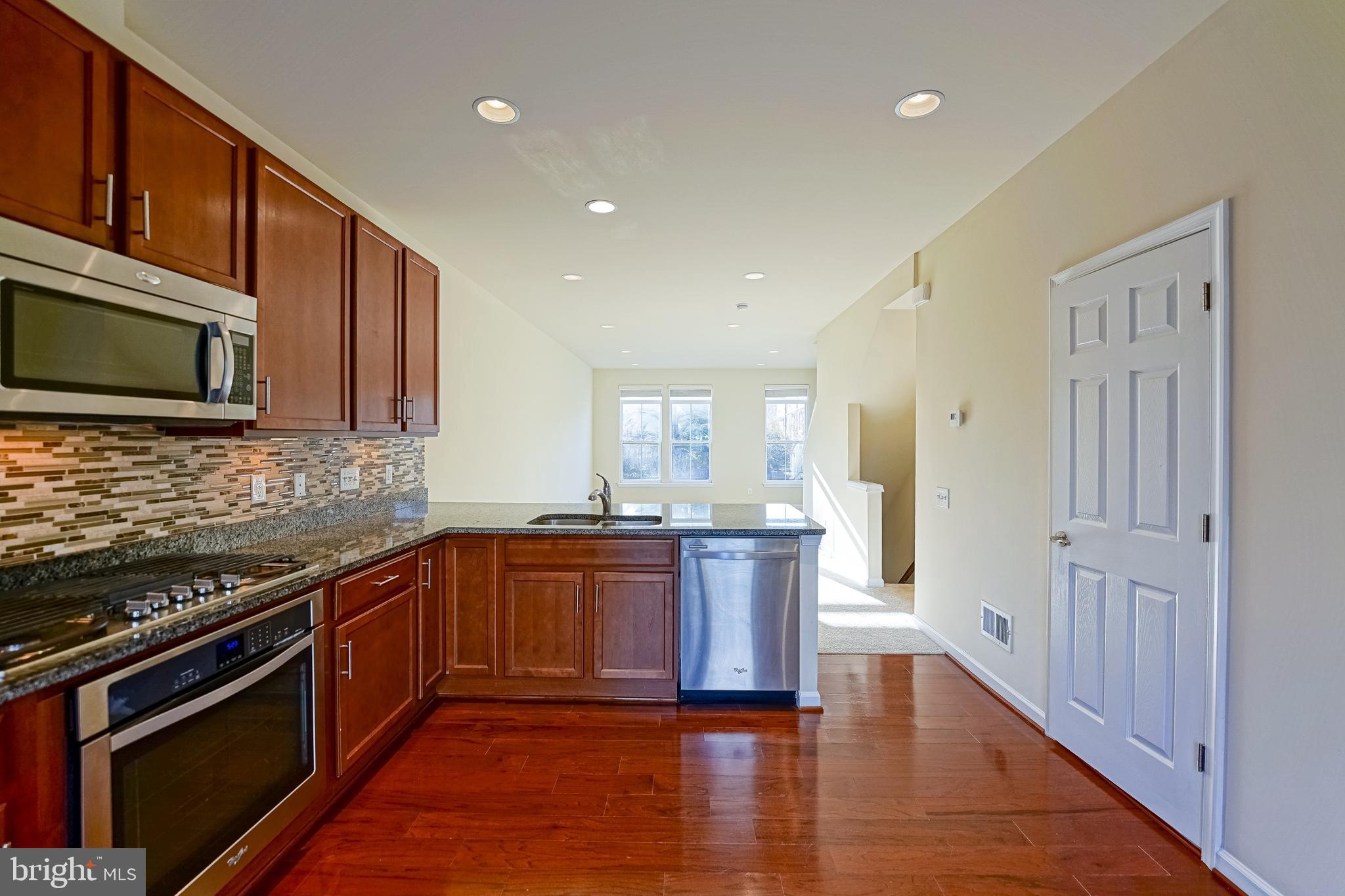 9456 CANONBURY SQ