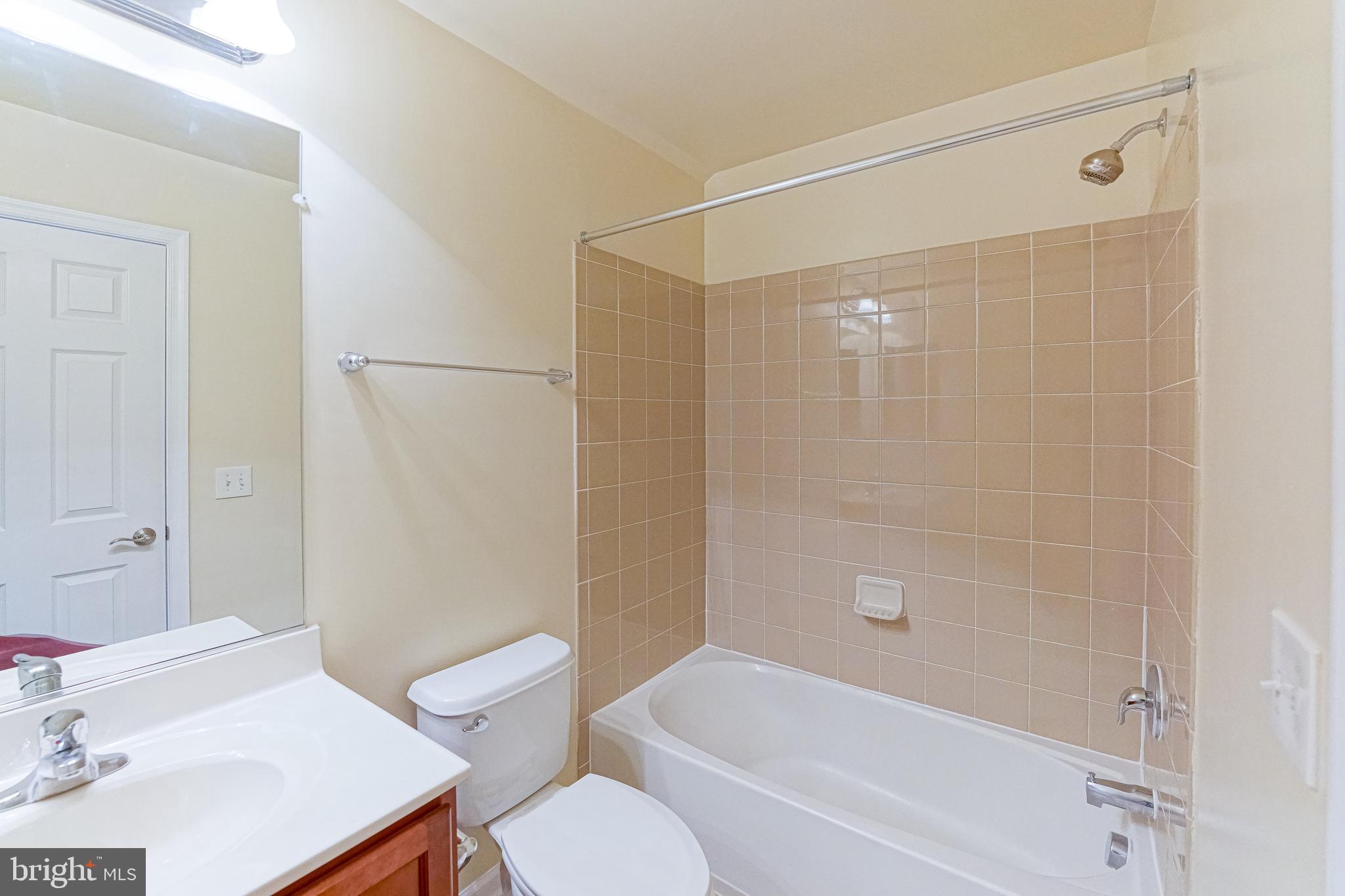 9456 CANONBURY SQ
