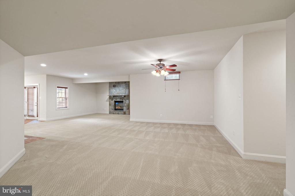 6404 Gayfields Rd
