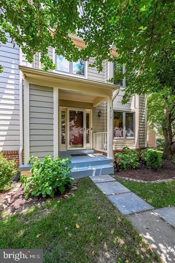 4015 LAKE GLEN RD