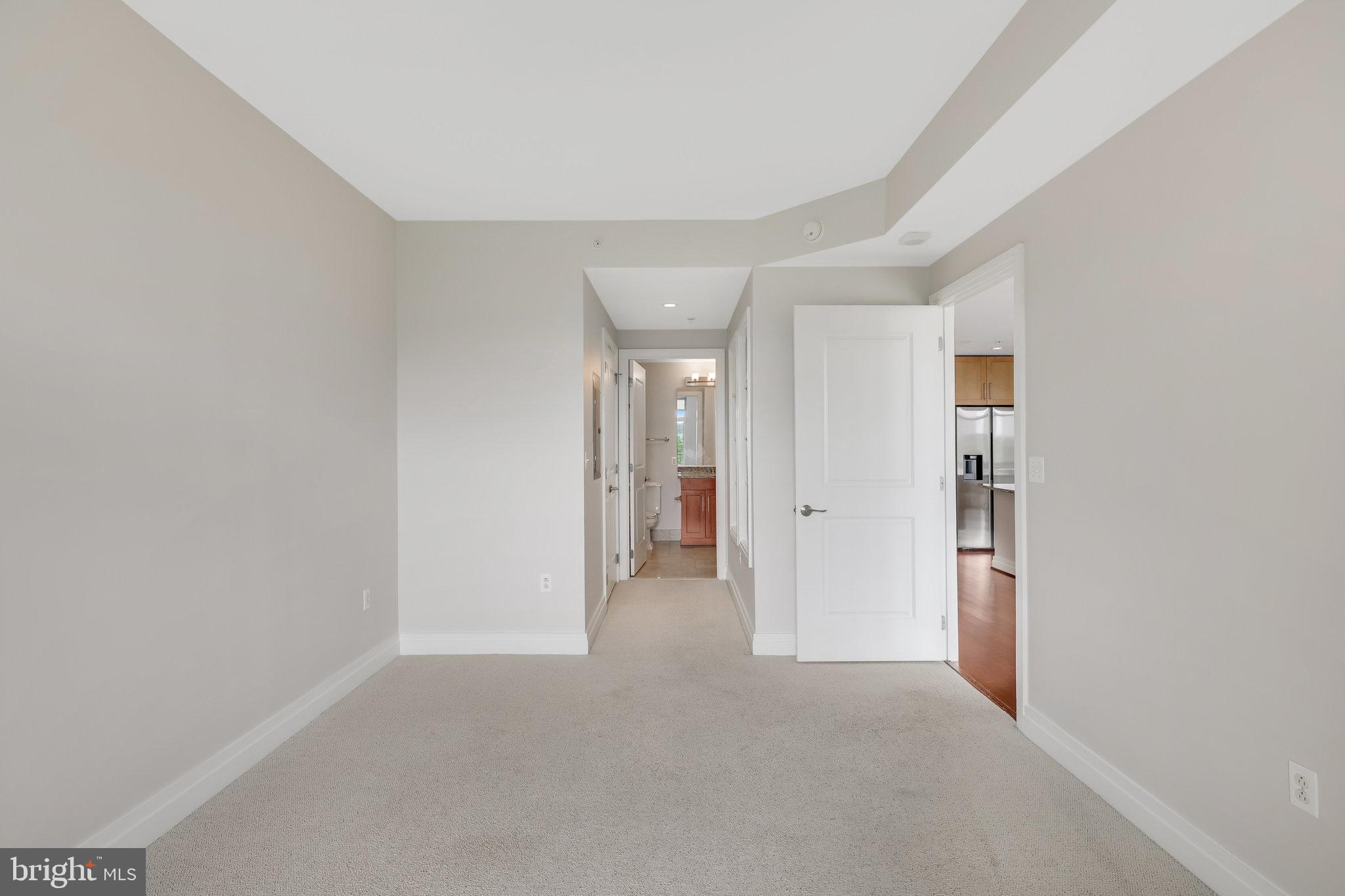 8220 Crestwood Heights #808