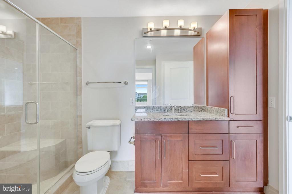 8220 Crestwood Heights #808