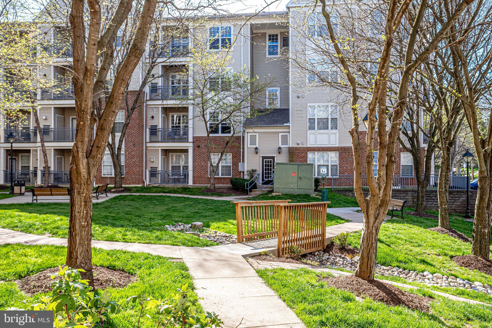 3021 Nicosh Cir #1201