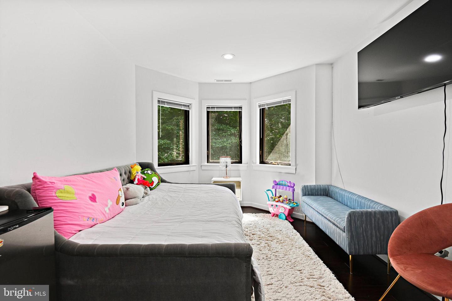 11101 ELMVIEW PL