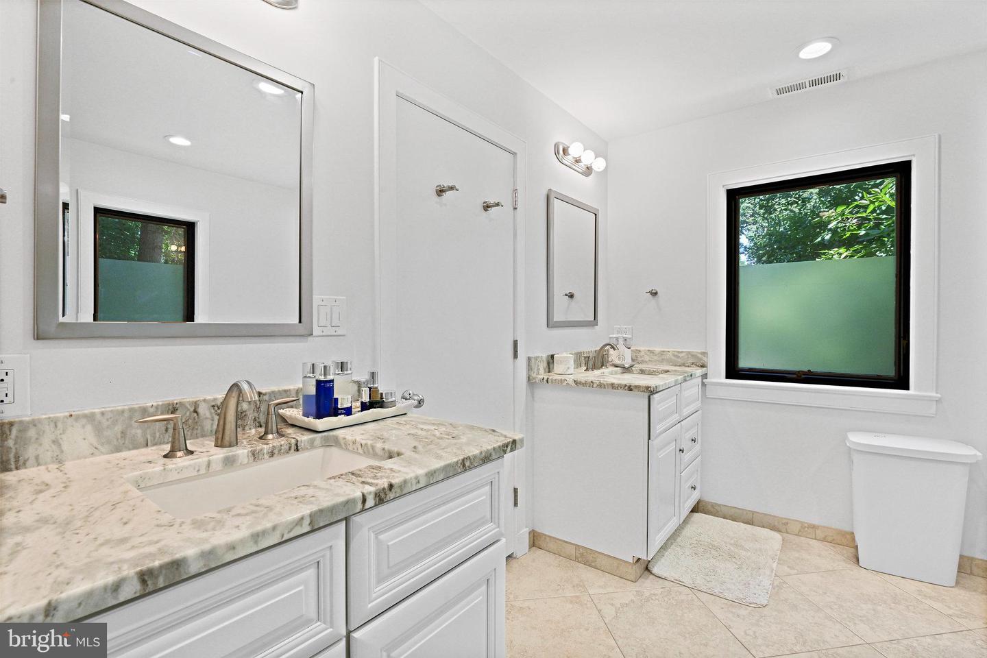 11101 ELMVIEW PL
