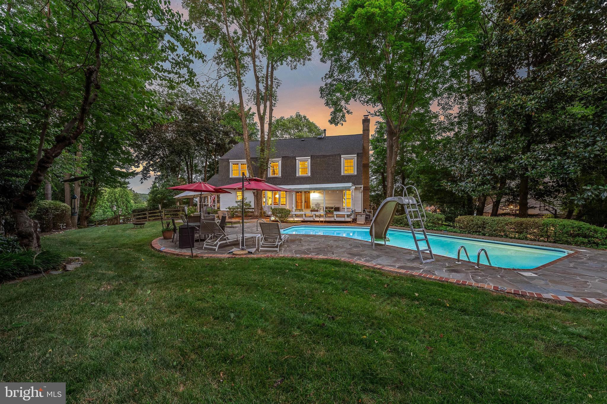 1300 Meadow Glen Dr