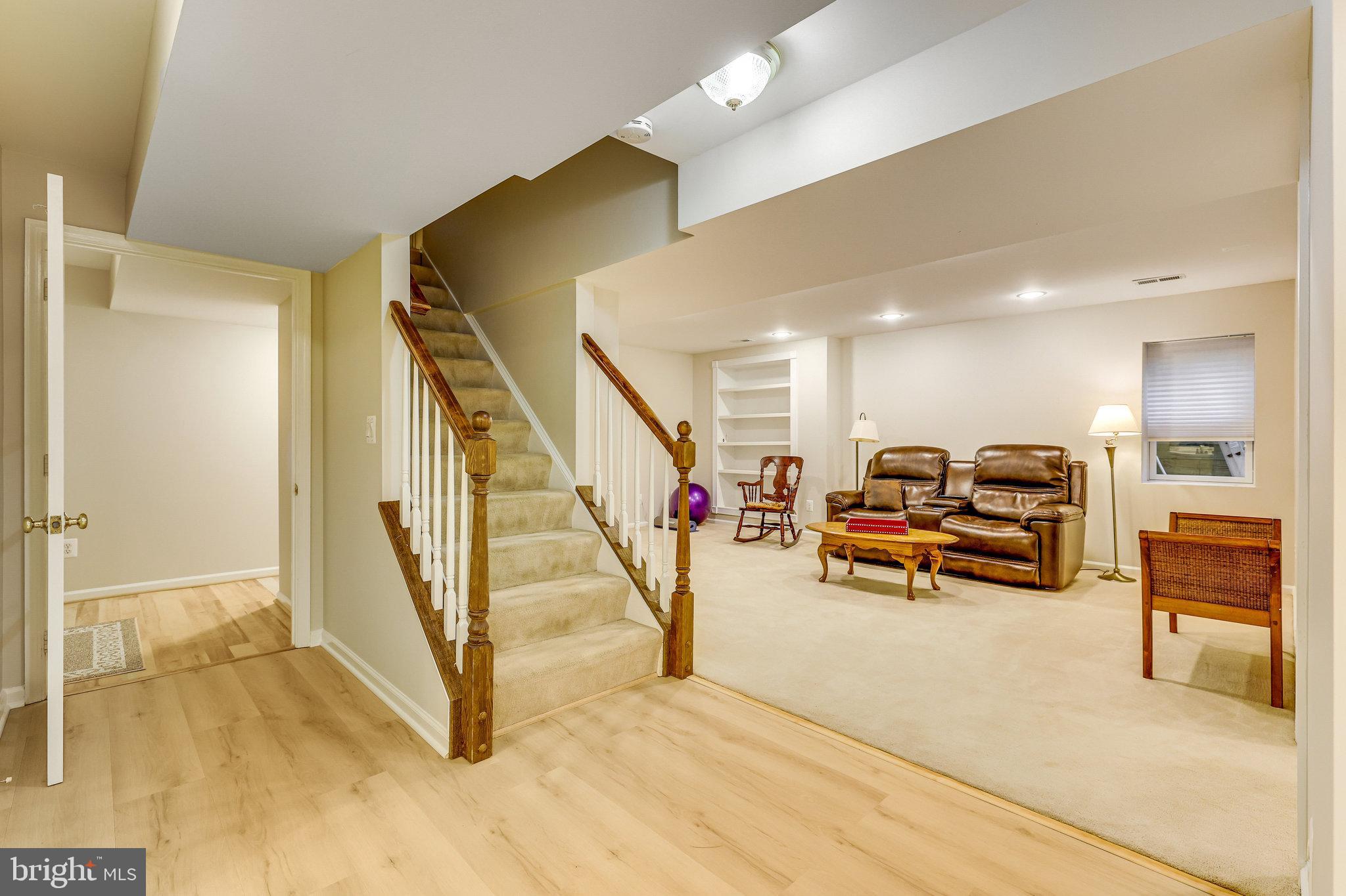 1300 Meadow Glen Dr