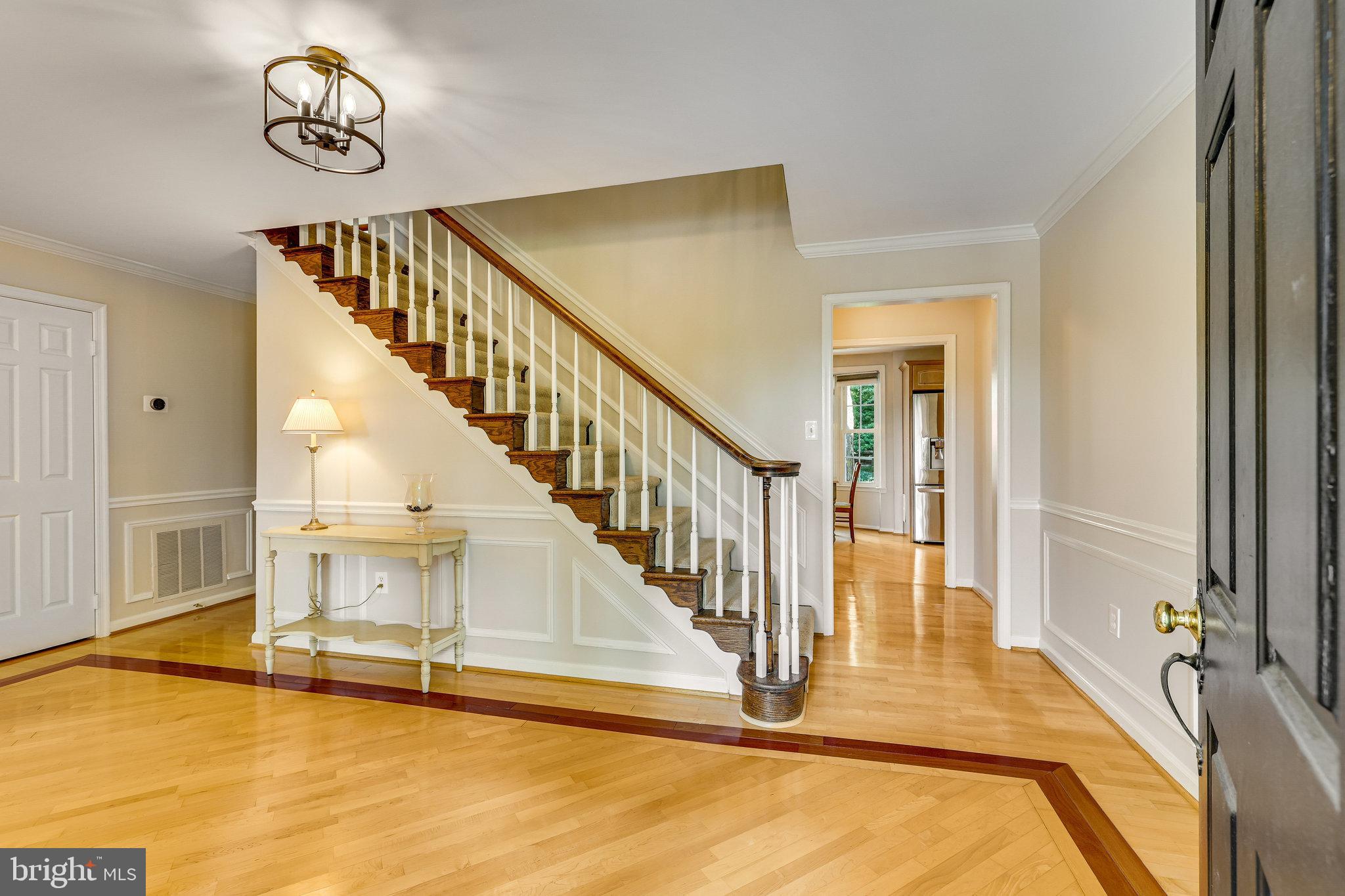 1300 Meadow Glen Dr