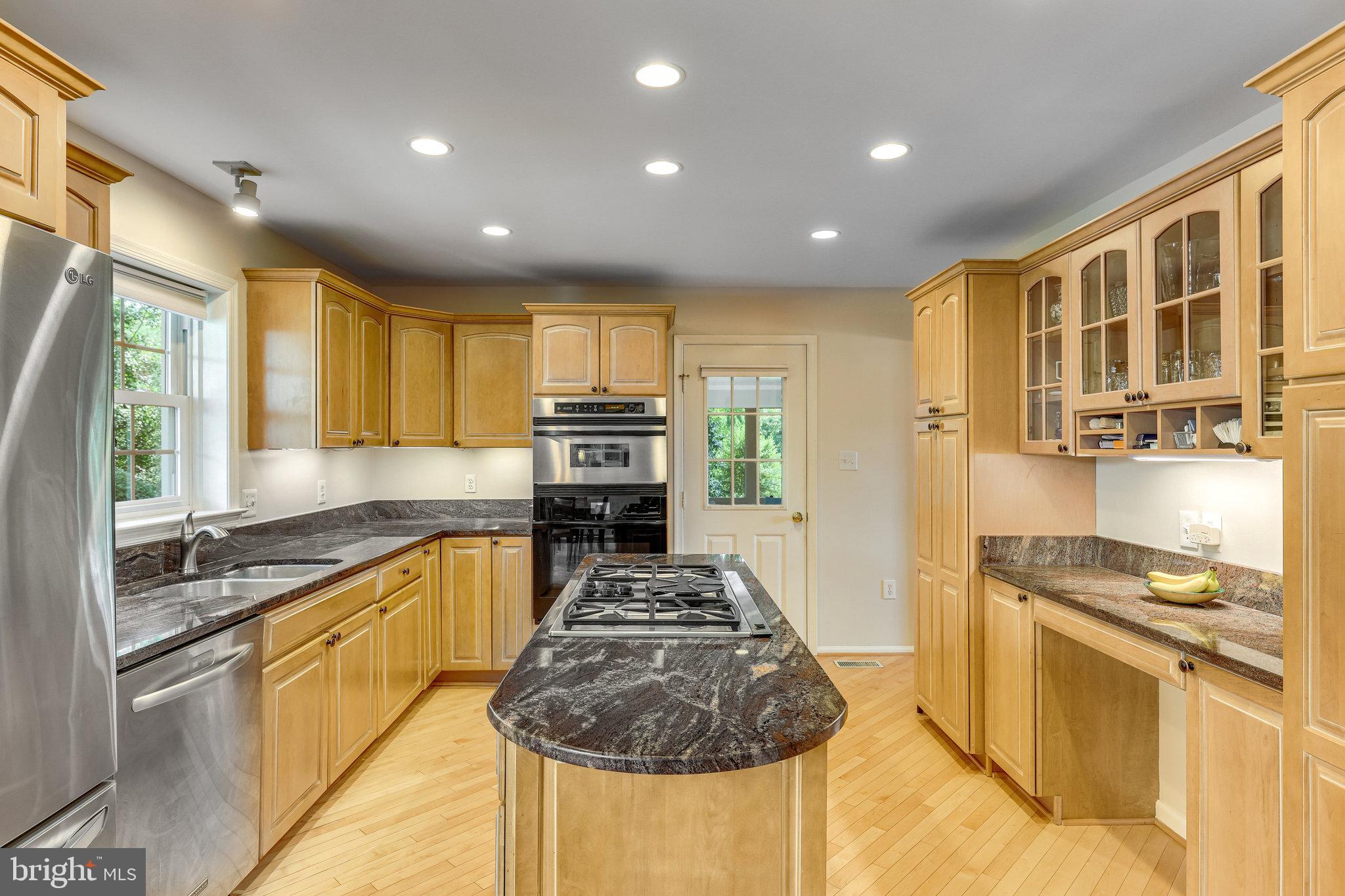 1300 Meadow Glen Dr
