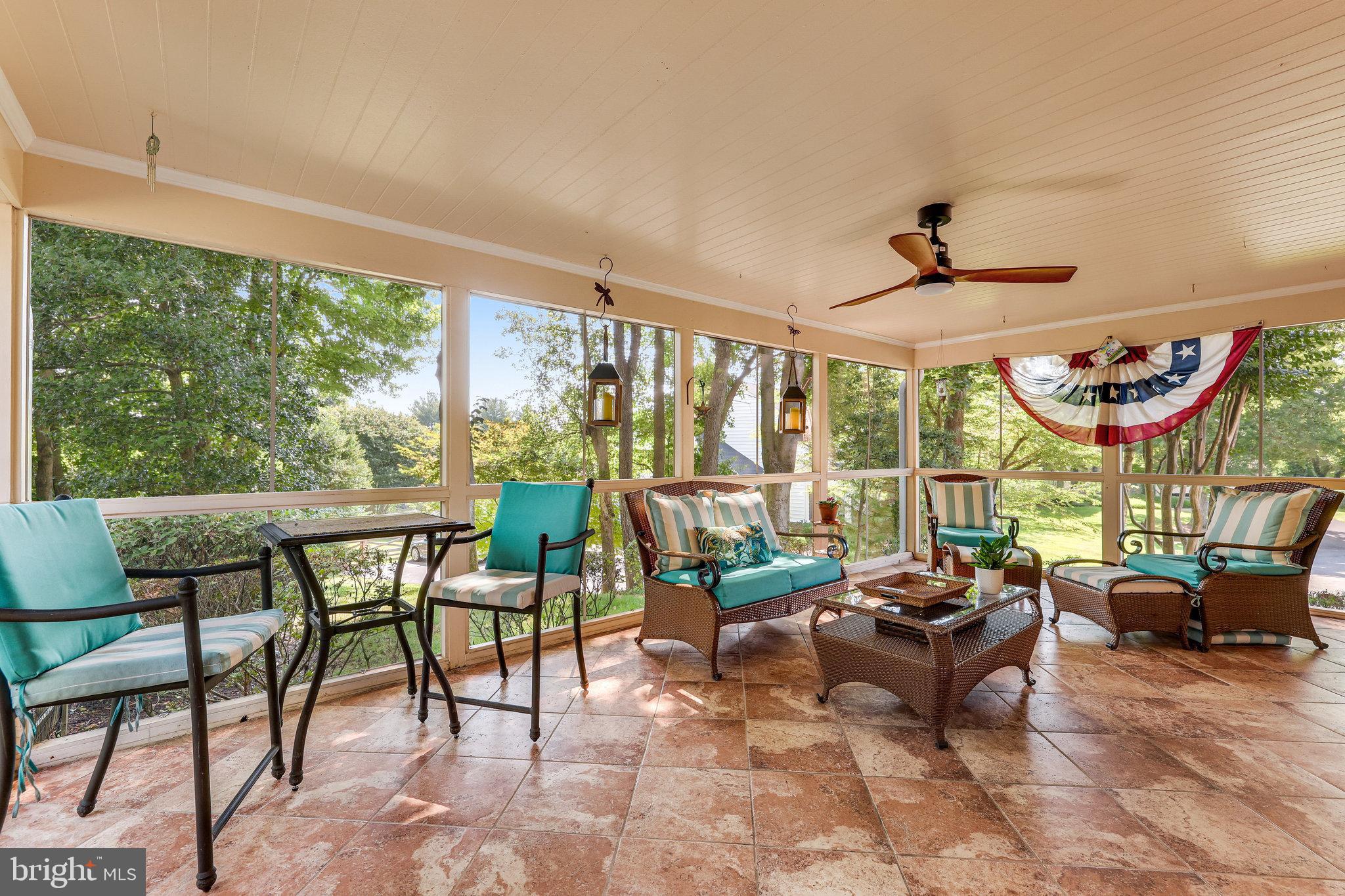 1300 Meadow Glen Dr