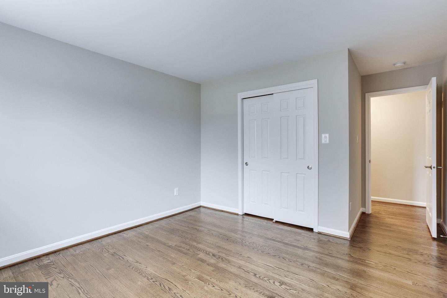 2313 MCGREGOR CT