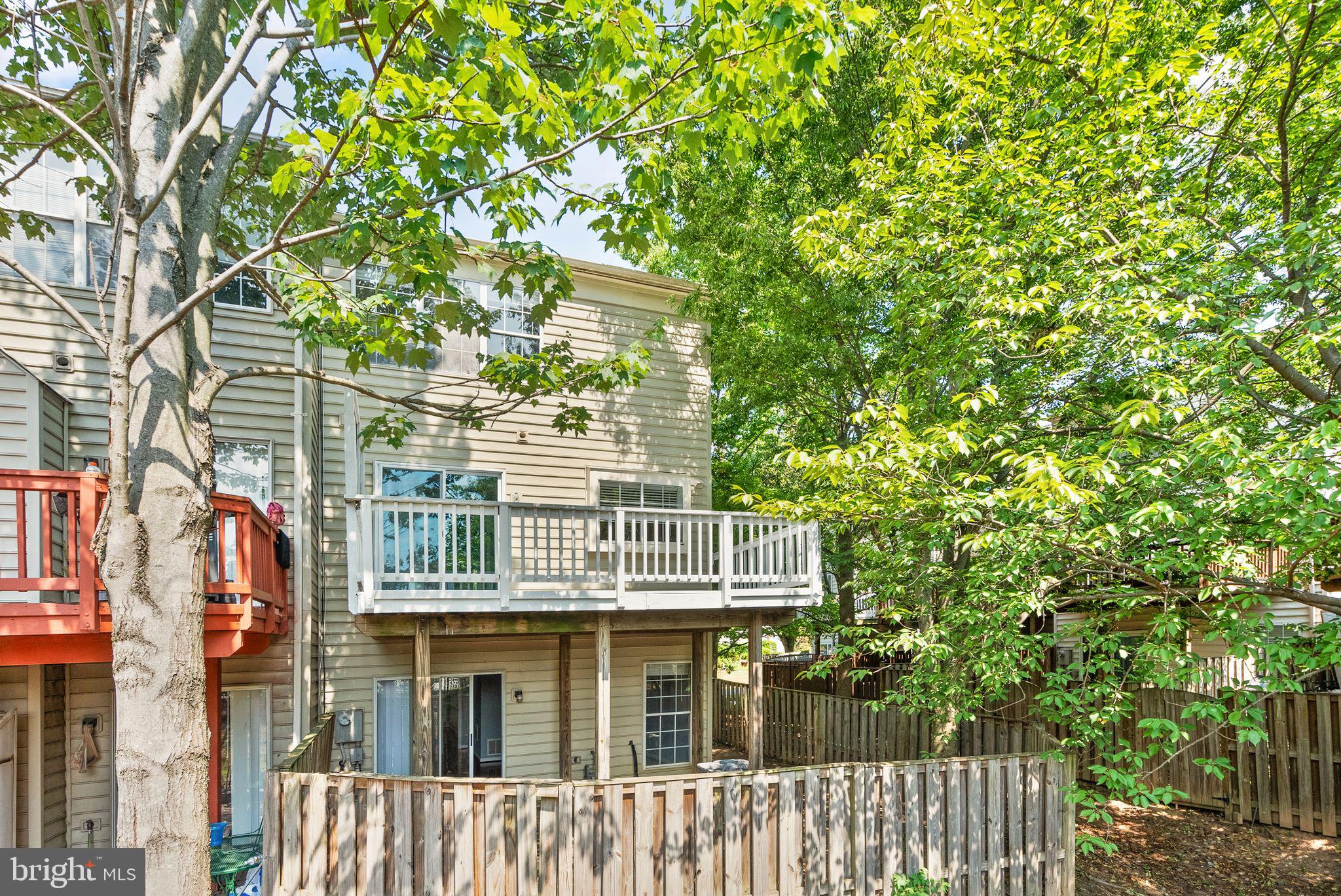 1195 CYPRESS TREE PL