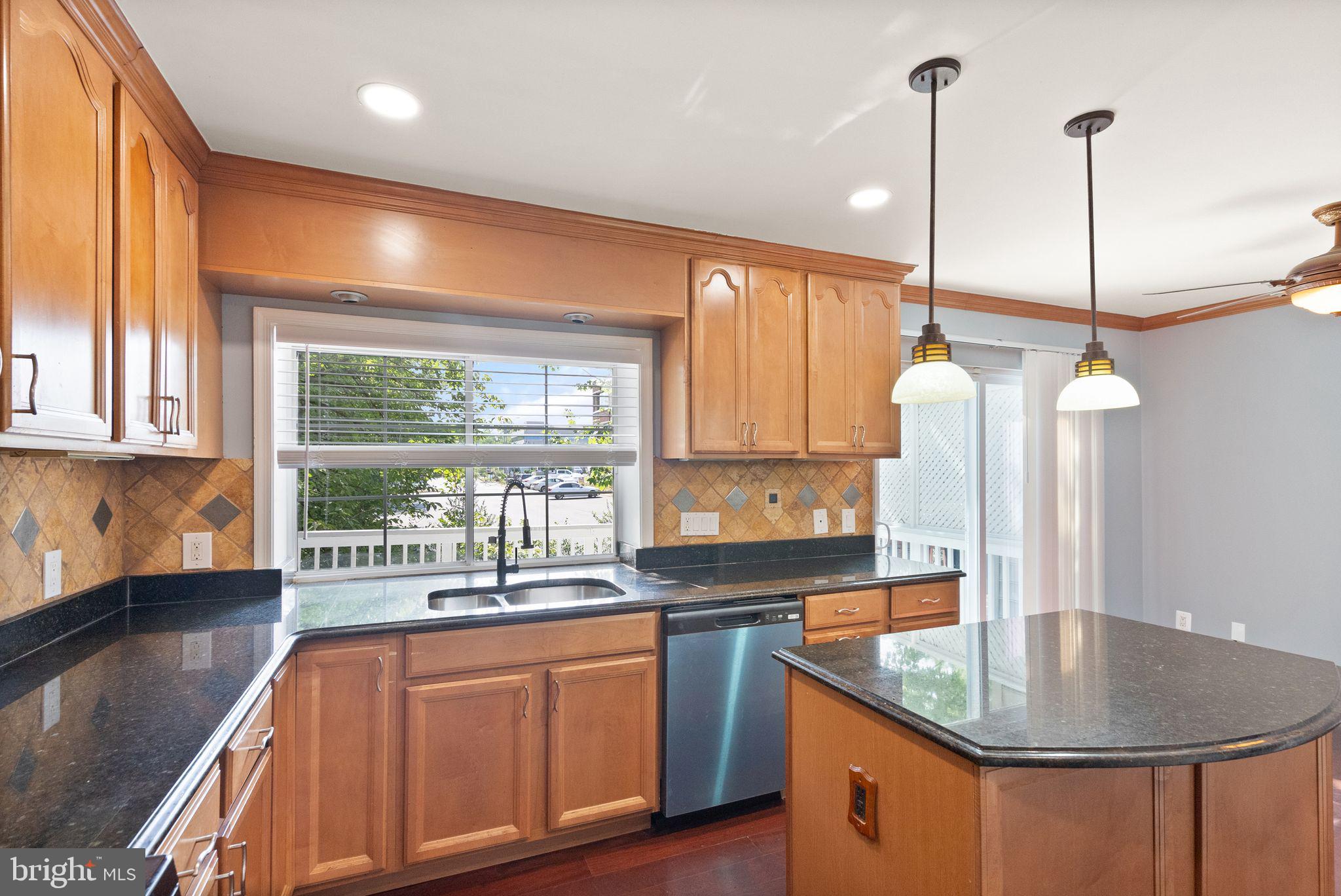 1195 CYPRESS TREE PL