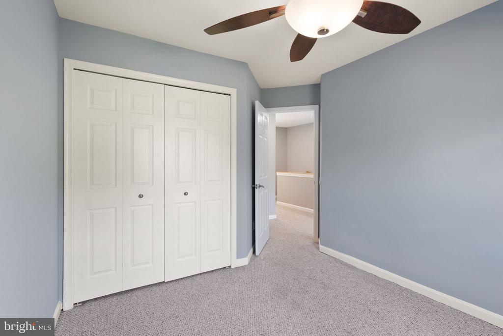 1195 CYPRESS TREE PL