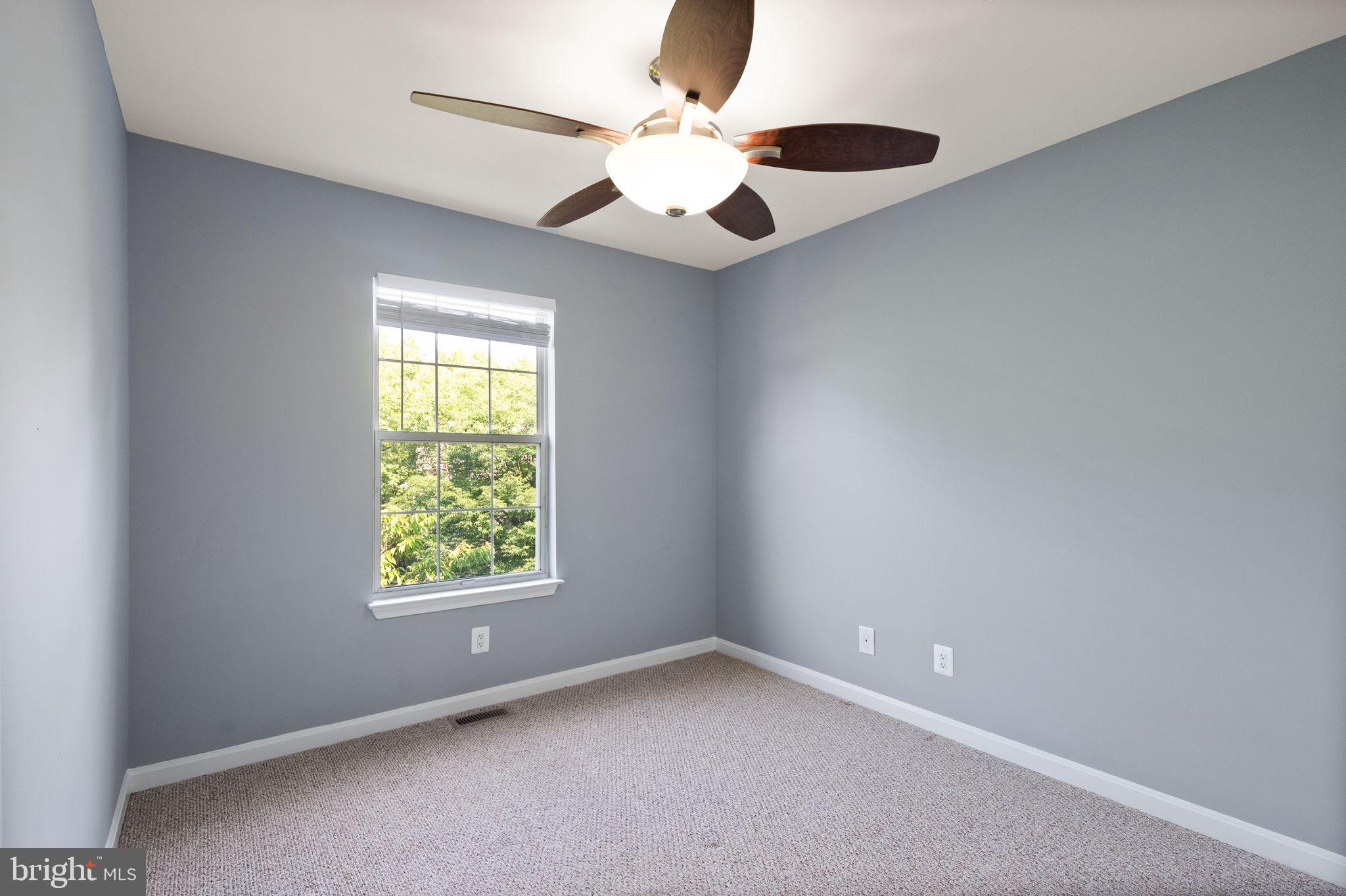 1195 CYPRESS TREE PL
