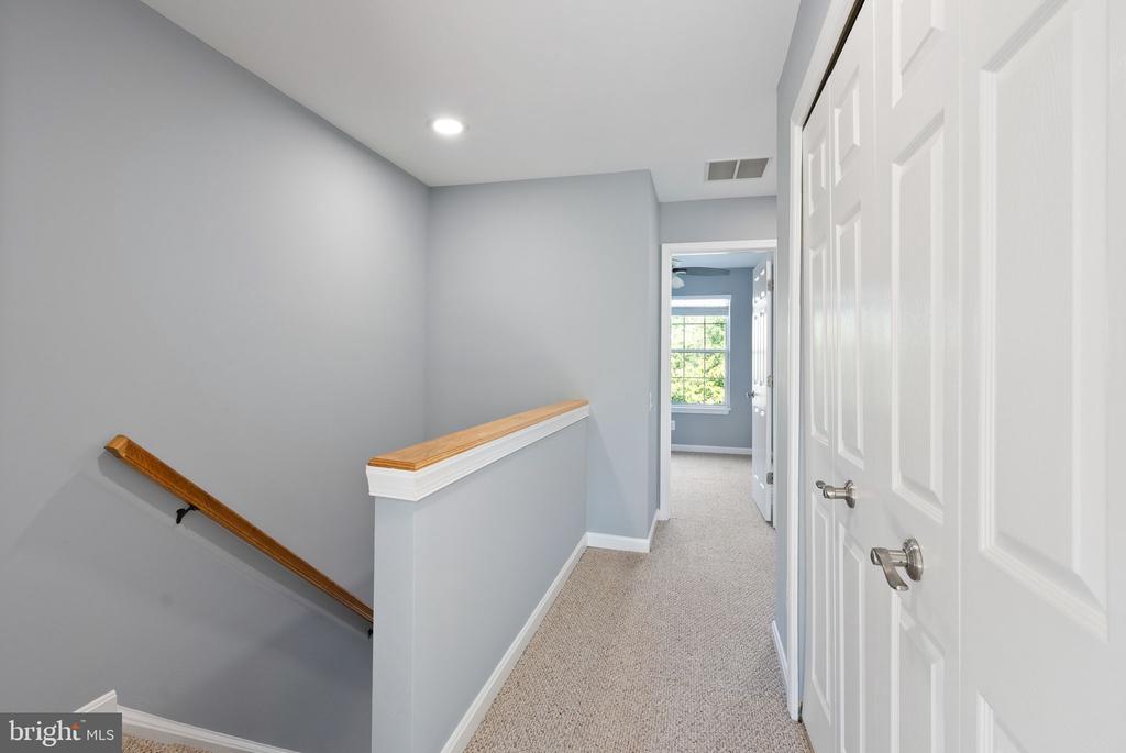 1195 CYPRESS TREE PL