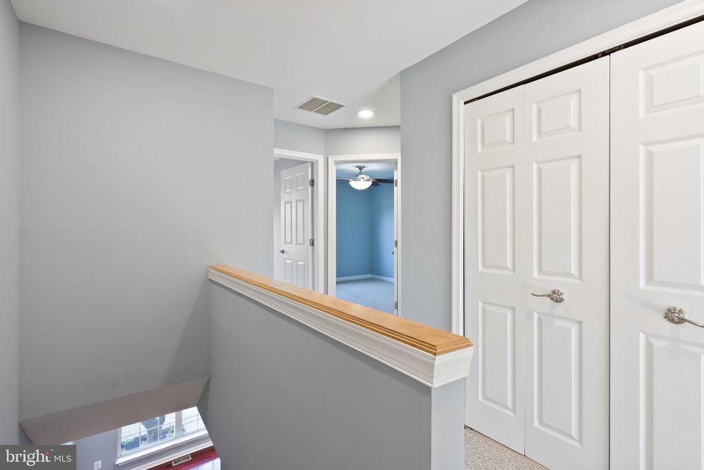 1195 CYPRESS TREE PL