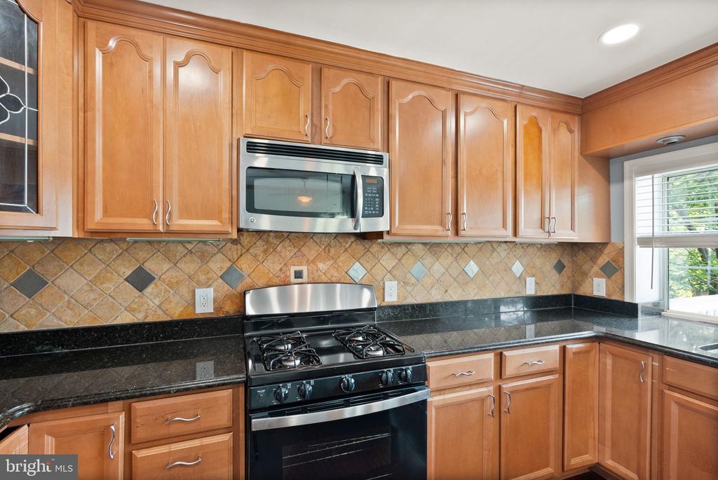 1195 CYPRESS TREE PL